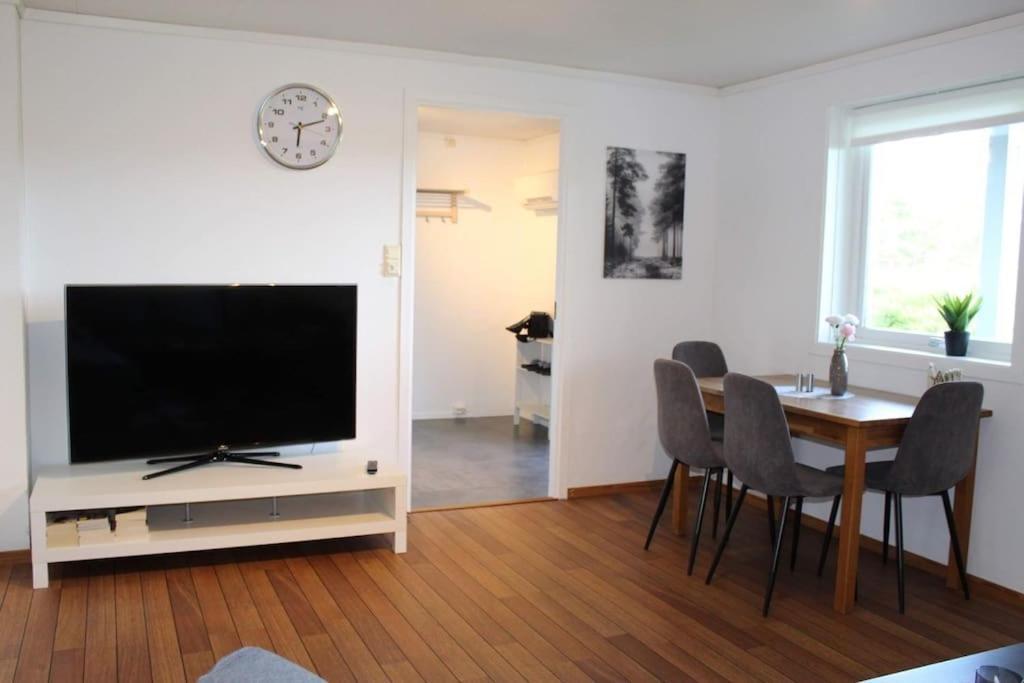 Nodeland Romslig Og Fin Leilighet 17 Min Til Kristiansand Centrum المظهر الخارجي الصورة